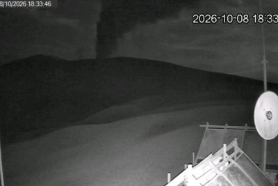 Gunung Anak Krakatau Kembali Erupsi