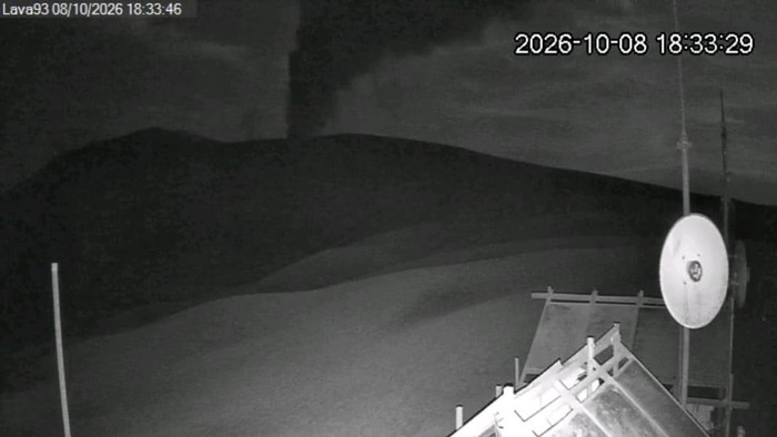 Gunung Anak Krakatau Kembali Erupsi