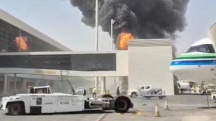 Operasional Bandara Riyadh Disetop Sementara Buntut Serangan Houthi