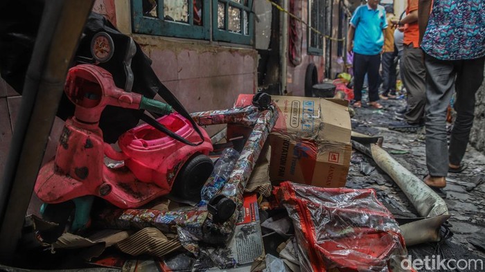 Pilu Balita Kembar Terpisahkan Maut saat Kebakaran Kontrakan Petakan