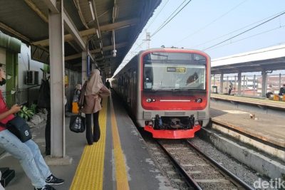 7 Perjalanan KRL Red Line Dibatalkan Gegara Perawatan, Ini Daftarnya