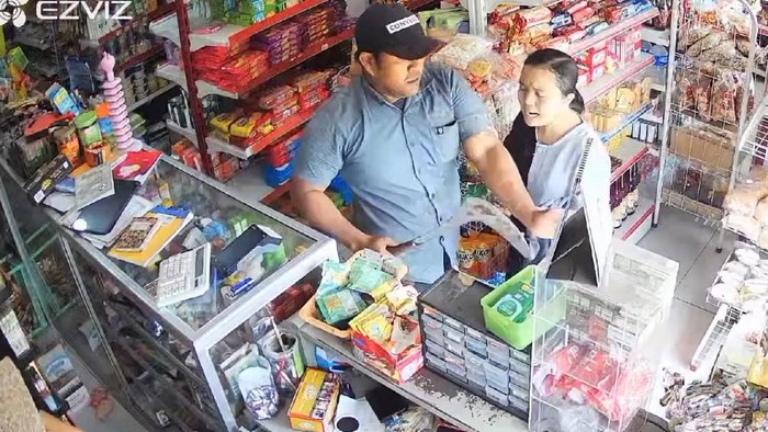 pembacokan-di-probolinggo-1792851836458_169