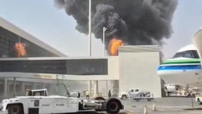 potret-bandara-king-khalid-arab-saudi-diserang-houthi-yaman-1791779683514_169