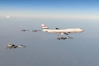 Pesawat Presiden Mesir Dikawal Sukhoi-Jet Tempur TNI AU saat Tiba di Jakarta