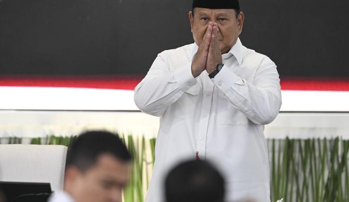 Canda Prabowo ke Bos BI dan Ketua OJK: Yang Atur Keuangan RI Emak-emak Semua