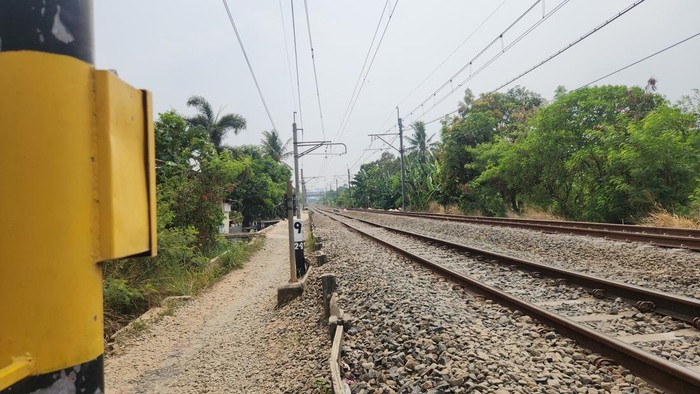 Ini TKP Mahasiswa Tewas Tertabrak KRL di Ciputat saat Buat Konten Tugas Kuliah