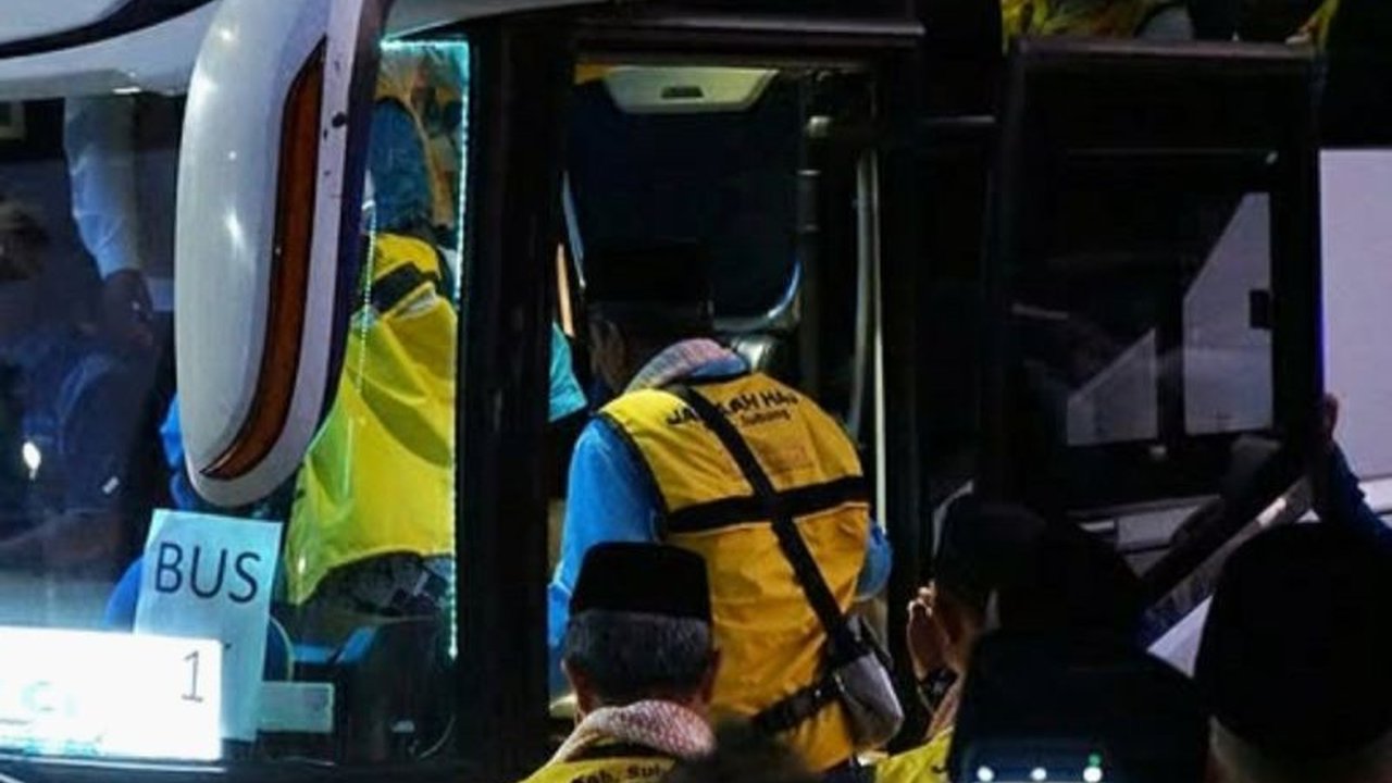 Pemerintah Kabupaten Subang Lepas 107 Calon Haji Terakhir, Total 543 Jamaah Diberangkatkan