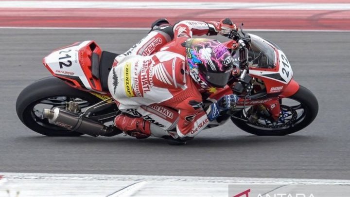 Key Strategy: Kiandra Ramadhipa Finis ke-10 di Sirkuit Mugello, Raih Poin Penting Red Bull Rookies Cup