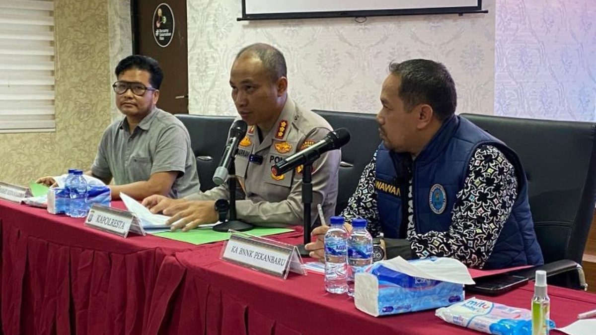 010239.027-selebgram-dan-anak-kepala-daerah-di-riau-positif-narkoba-usai-digerebek-di-thm-pekanbaru-1