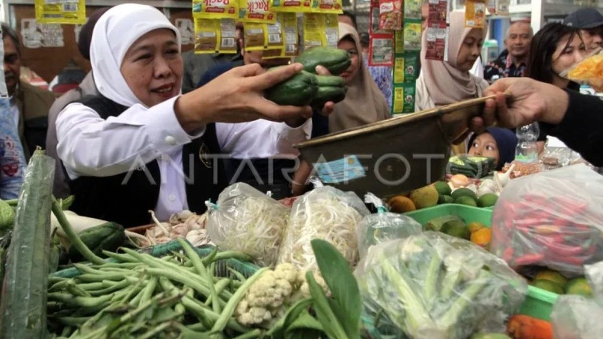 090119.032-pengendalian-harga-sembako-jawa-timur-gubernur-khofifah-minta-kepala-daerah-turun-ke-pasar-1