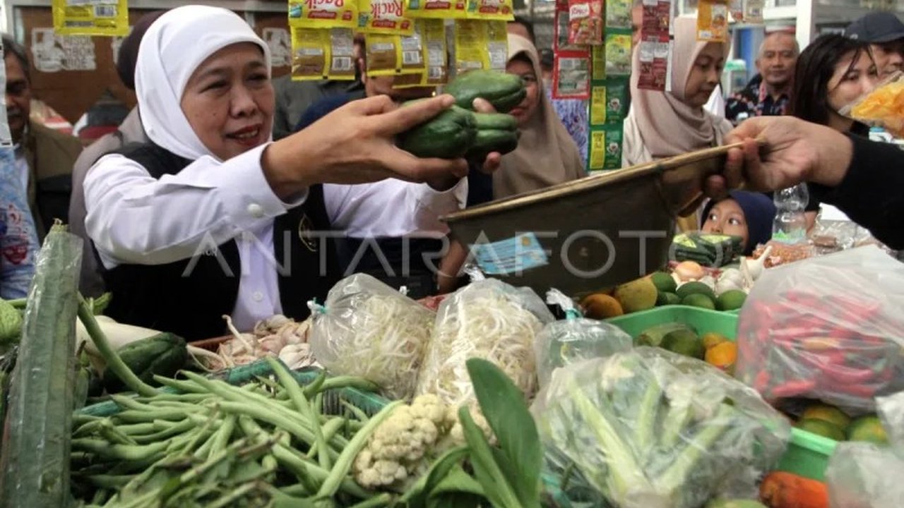 Pengendalian Harga Sembako Jawa Timur: Gubernur Khofifah Minta Kepala Daerah Turun ke Pasar