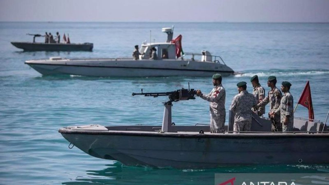 Sanksi AS Tak Jamin Kendali Selat Hormuz, Otoritas Teluk Persia Tegaskan Sikap