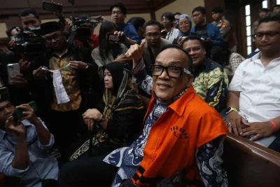 Topics Covered: Sidang Tuntutan Eks Wamenaker Noel Digelar Hari Ini