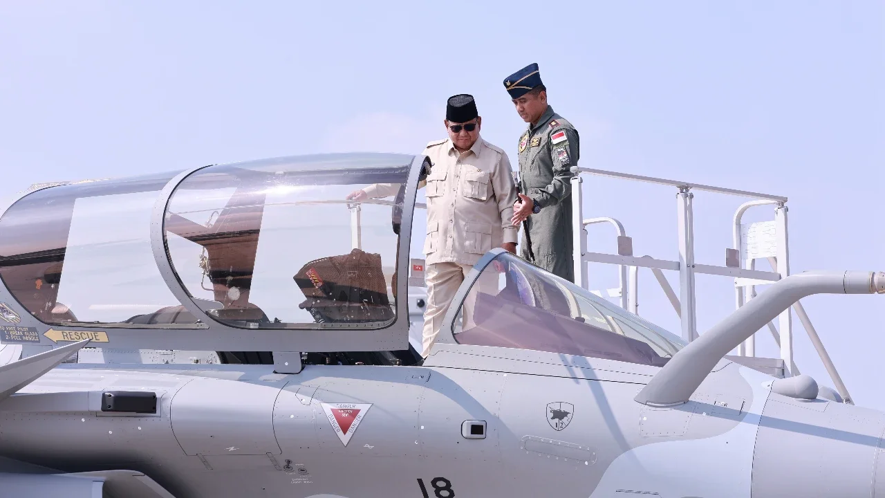 6 Pesawat Rafale Tiba di Indonesia, Prabowo: Pertahanan Kunci Stabilitas Negara