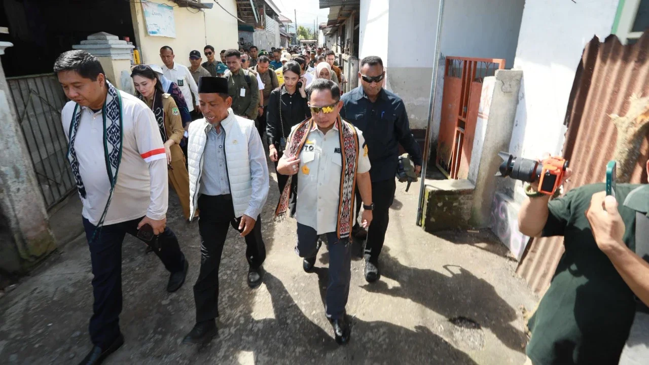 Mendagri dan Menteri PKP Luncurkan Bedah Rumah BSPS di Wilayah Maluku-Bali-Nusra