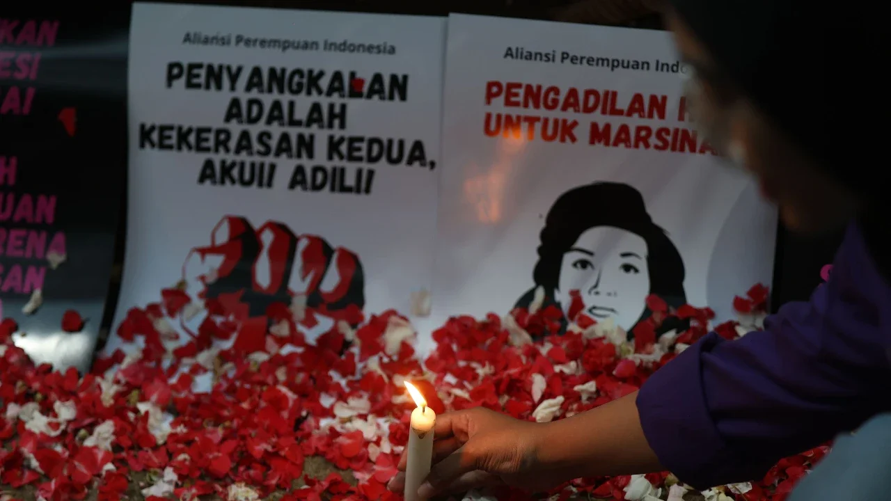 Main Agenda: FOTO: Demo API Gaungkan Perlindungan Hak Perempuan di Komnas HAM
