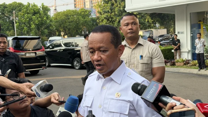 Meeting Results: Menteri Bahlil Minta Pertamina Segera Serap Produksi Minyak Sumur Rakyat