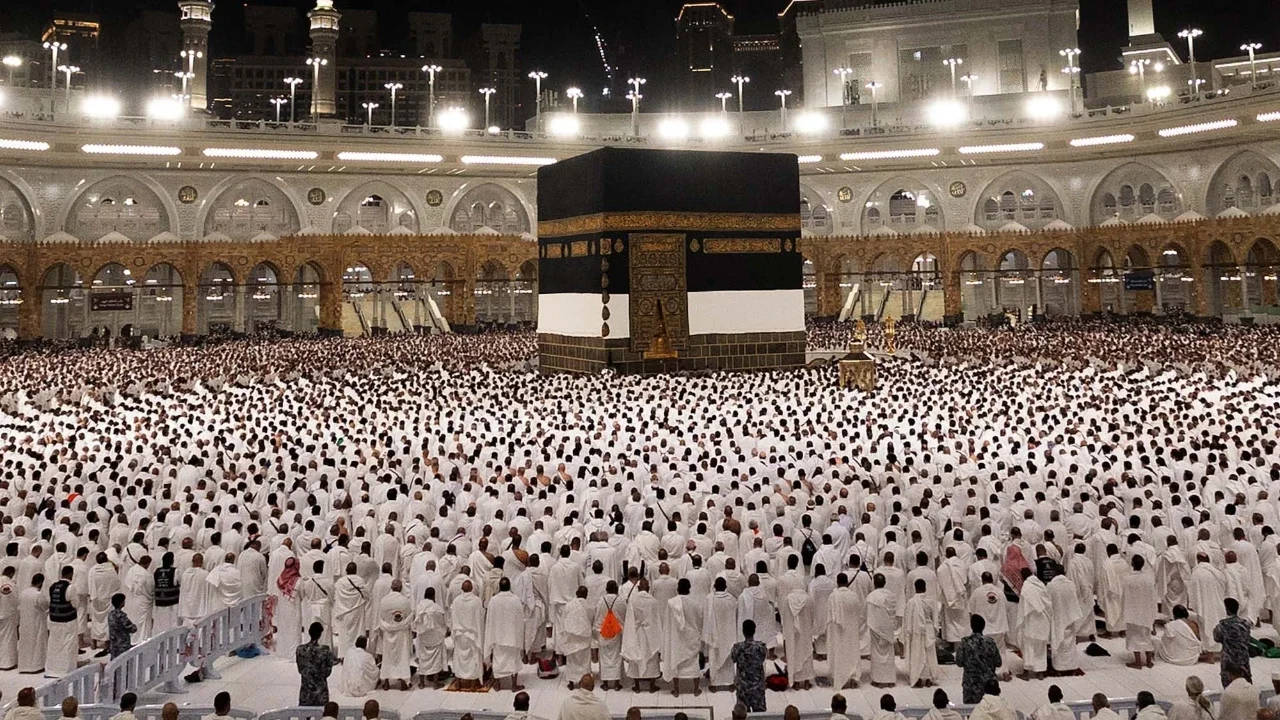 Main Agenda: FOTO: Lautan Jemaah Haji Padati Makkah Jelang Puncak Haji