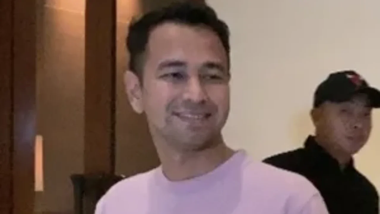 Raffi Ahmad pergi haji tanpa didampingi Nagita Slavina
