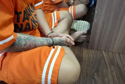 Facing Challenges: Momen Begal Tabrak Pasangan Kekasih di Semarang lalu Merampoknya, Kini Jadi Ayam Sayur Ditangkap Polisi