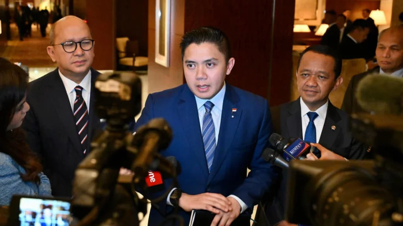 Main Agenda: Seskab Teddy Borong 35 Ekor Sapi Kurban dari Peternak Boyolali, Beratnya Rata-Rata 1 Ton