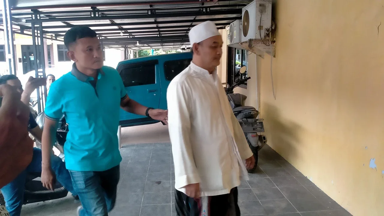 Pimpinan Ponpes di Pekalongan Ditangkap Terkait Dugaan Pencabulan Santriwati, Modus Minta Dipijat di Ruang Tertutup