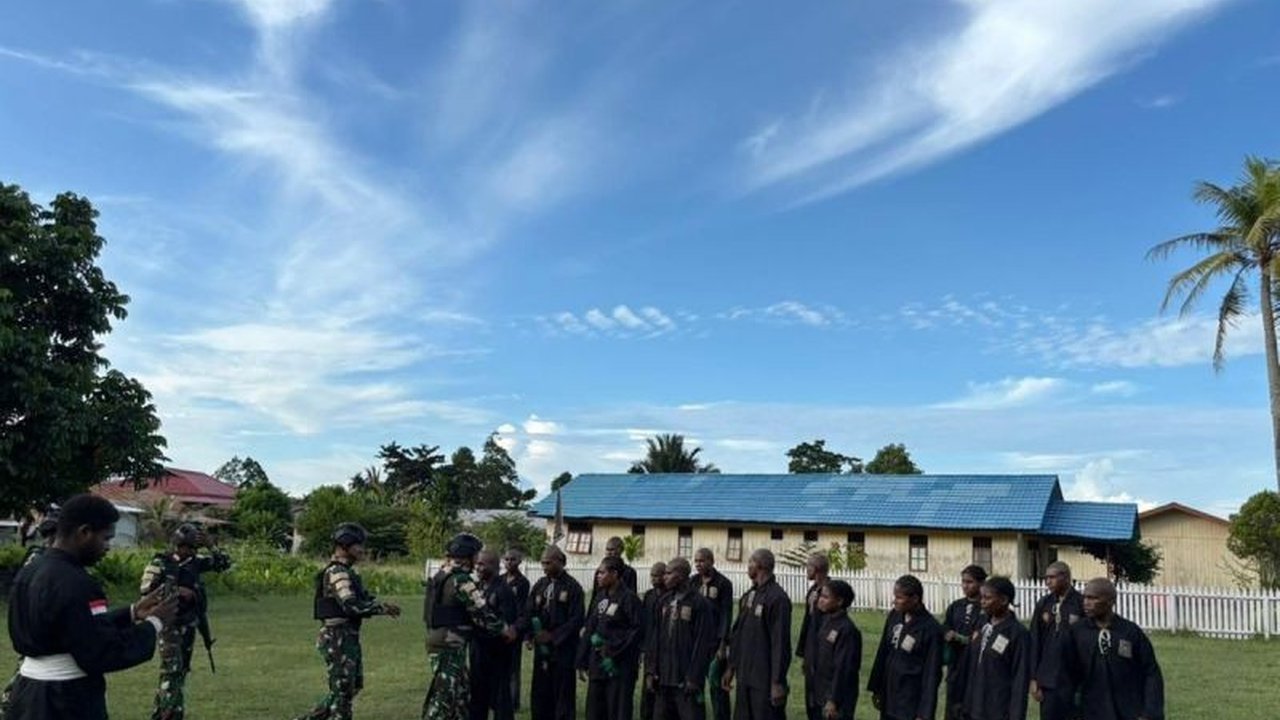 Satgas Yonif 511 Tanamkan Nilai Bela Negara pada Pemuda Mamberamo Raya untuk Perkuat Nasionalisme