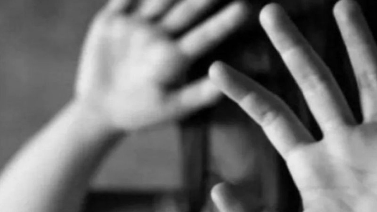 Diduga Lecehkan Remaja, Dua Penjual Sate Makassar Diamankan Polisi dari Amuk Warga