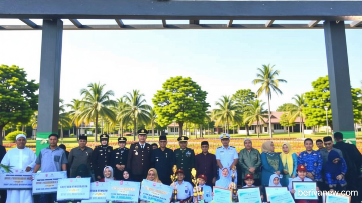 Special Plan: Bupati Bone Bolango Serahkan Bantuan Sosial dan Bonus Prestasi pada Harkitnas 2026