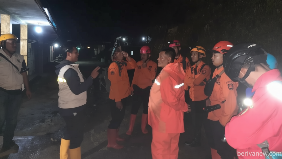 Special Plan: Longsor di Curug Cileat Subang, 2 Wisatawan Asal Cikampek dan Kawarang Hilang Diduga Tertimbun