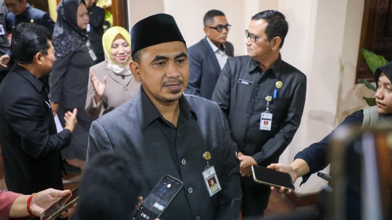 Isu Penghapusan Honorer 2027 Merebak, Wagub Jateng Ungkap Nasib Guru