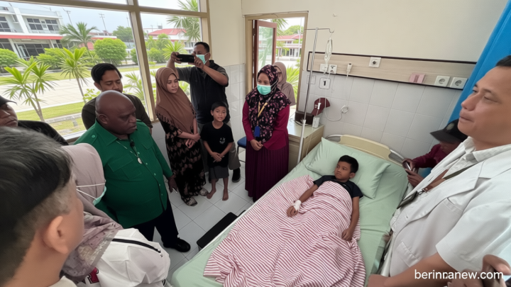 Main Agenda: Ratusan Siswa Diduga Keracunan MBG di Tembok Dukuh Surabaya, BGN Temukan SPPG Salah Terapkan SOP