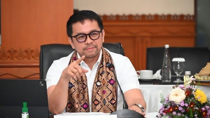 Main Agenda: DPR Dorong Digitalisasi Sistem Imigrasi Terintegrasi untuk Pengawasan WNA Lebih Akurat