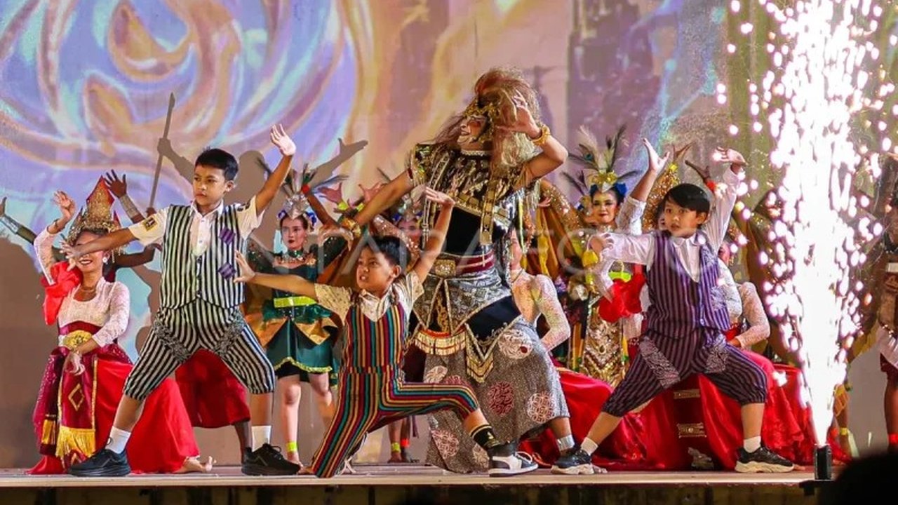 Reog Ponorogo di Panggung Zaman: Regenerasi dan Ekonomi Budaya yang Berkelanjutan