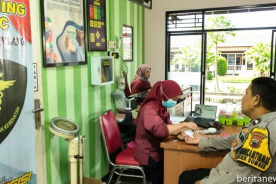 Key Strategy: Polda Jateng Cek Kesehatan Bhabinkamtibmas Pelacak TB untuk Perkuat Penanganan Tuberkulosis