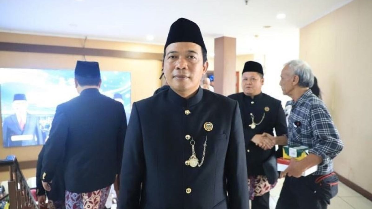 100039.027-dprd-dorong-diskominfo-awasi-ruang-digital-mitigasi-tawuran-antarkelompok-remaja-1