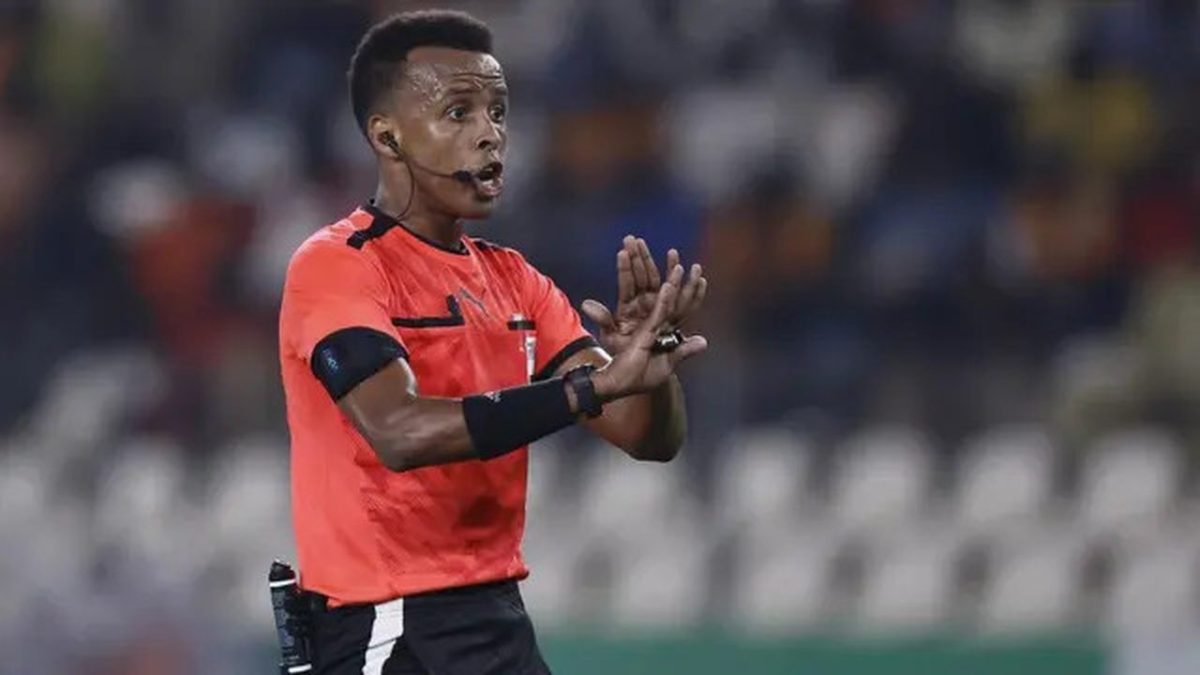 135943.358-wasit-piala-dunia-2026-dari-somalia-omar-artan-ditolak-masuk-as-1