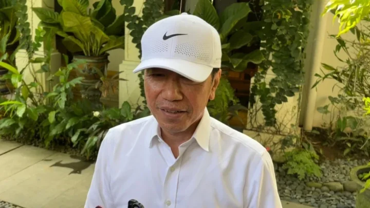 Topics Covered: Jokowi Bakal Turun Gunung, Hasto Singgung soal Pertanggung Jawaban