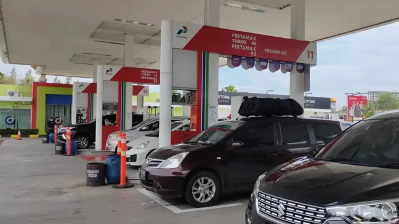 Pertamina: Harga BBM Ron 92 di Pasar Internasional Capai Rp21.000 per Liter