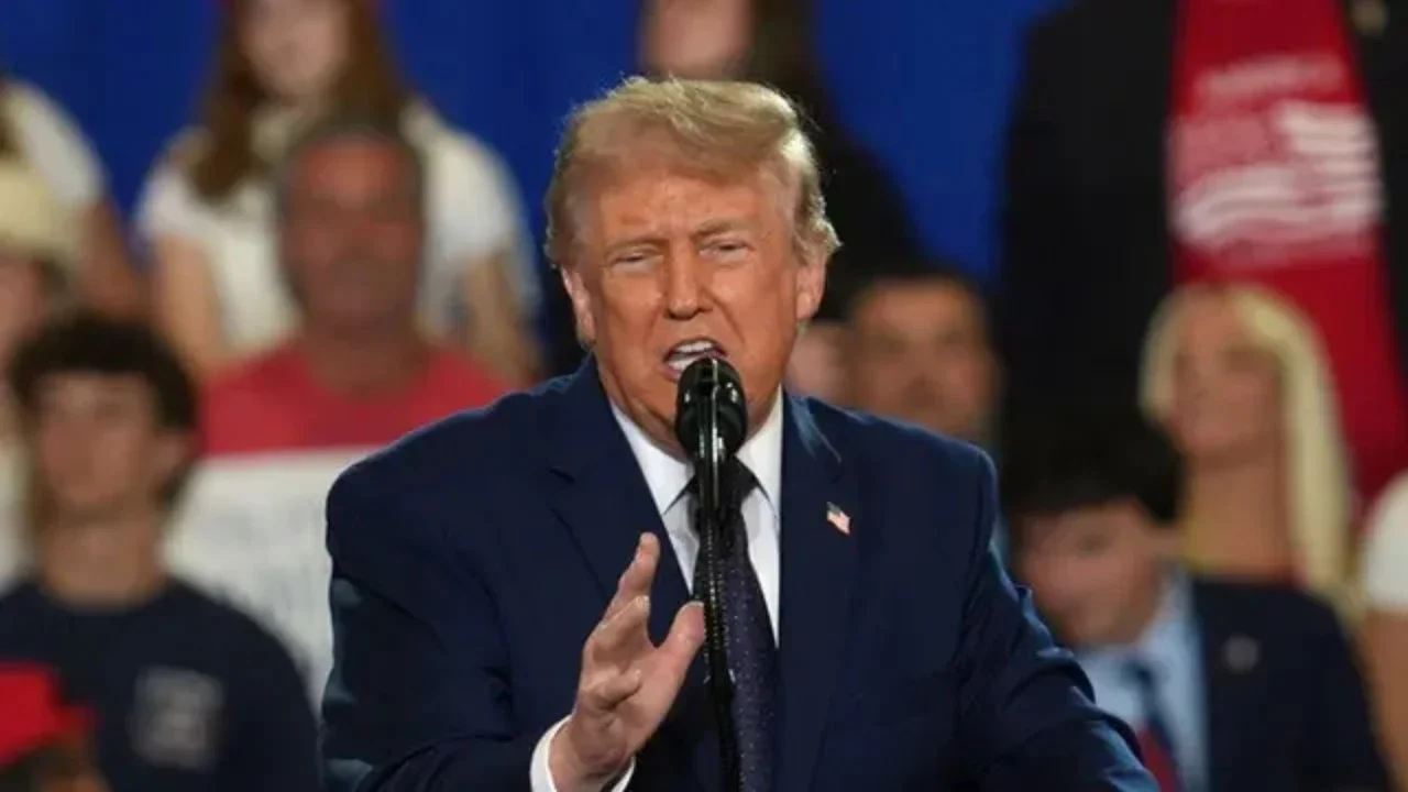 Trump Klaim Kesepakatan AS-Iran Akan Ditandatangani Hari Ini, Selat Hormuz Siap Kembali Dibuka