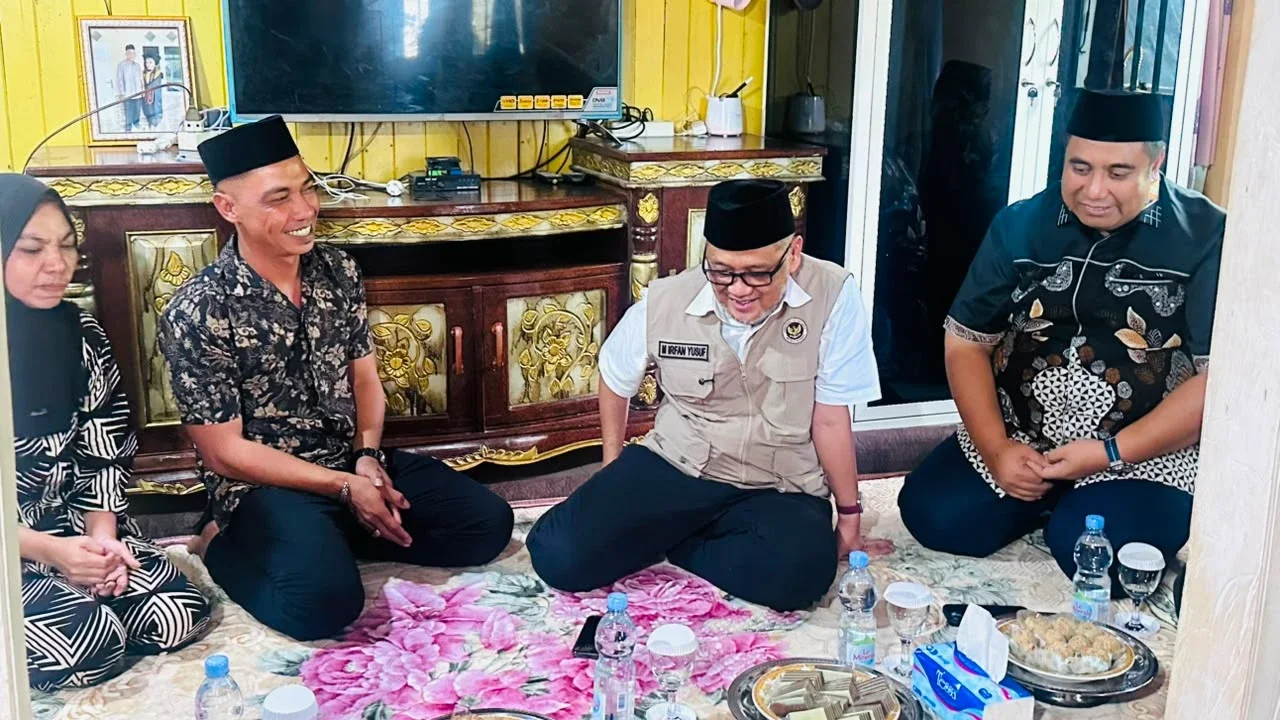 Takziah ke Rumah Jemaah Maros yang Wafat di Tanah Suci, Menhaj: Bentuk Penghormatan Terakhir