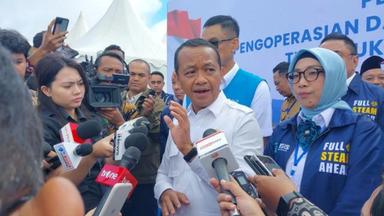 Tekan Impor LPG, Bahlil Usulkan Anggaran Rp815,5 Miliar untuk Kompor Listrik