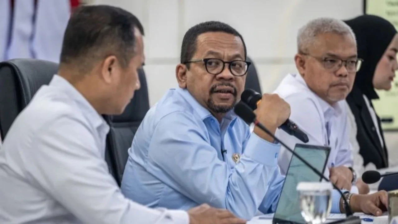 Main Agenda: Diskusi di UGM Ricuh, Qodari: Kalau Tak Mau Berdialog Itu Bukan Demokrasi