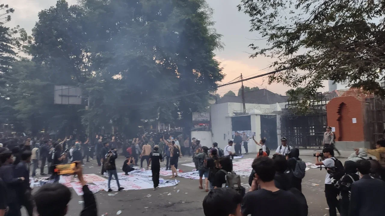 Jelang Aksi BEM SI di DPRD Jabar, ASN Pemprov Diarahkan Kerja dari Rumah