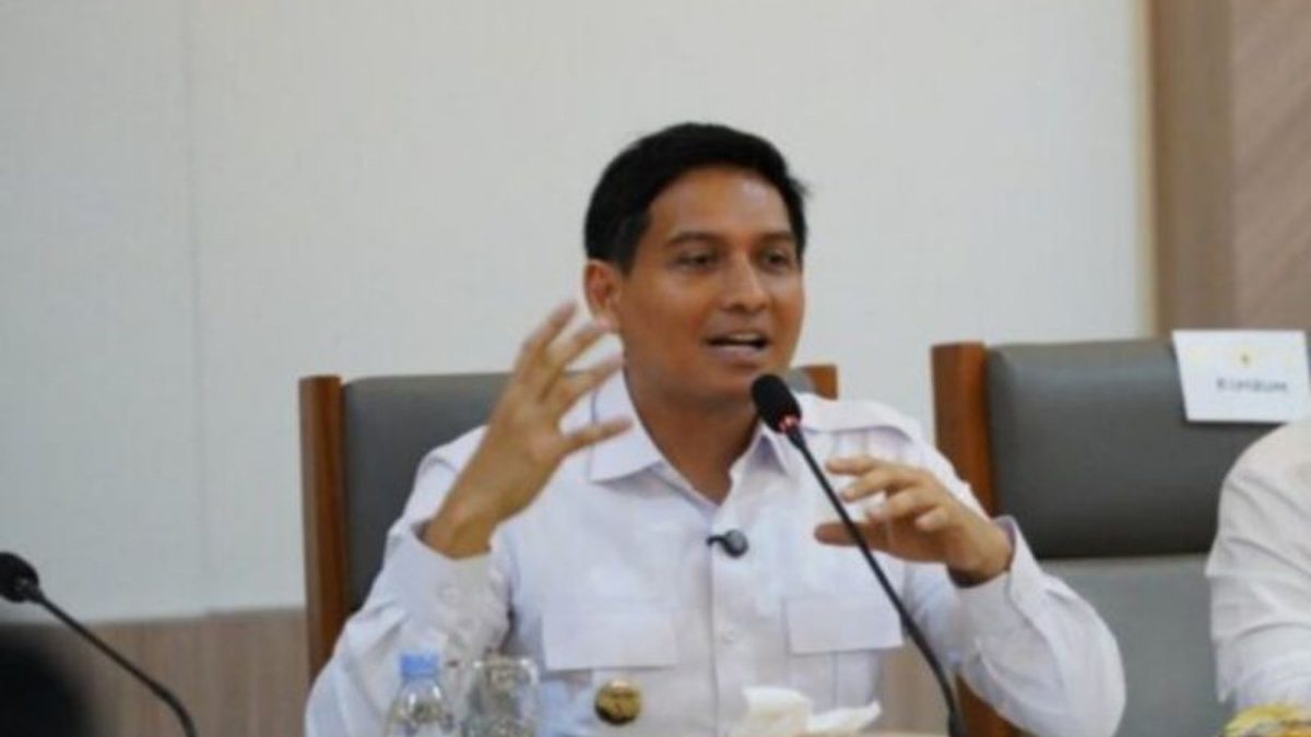 210104.940-rekonstruksi-jalan-indramayu-pemkab-alokasikan-rp331-miliar-untuk-tingkatkan-konektivitas-1
