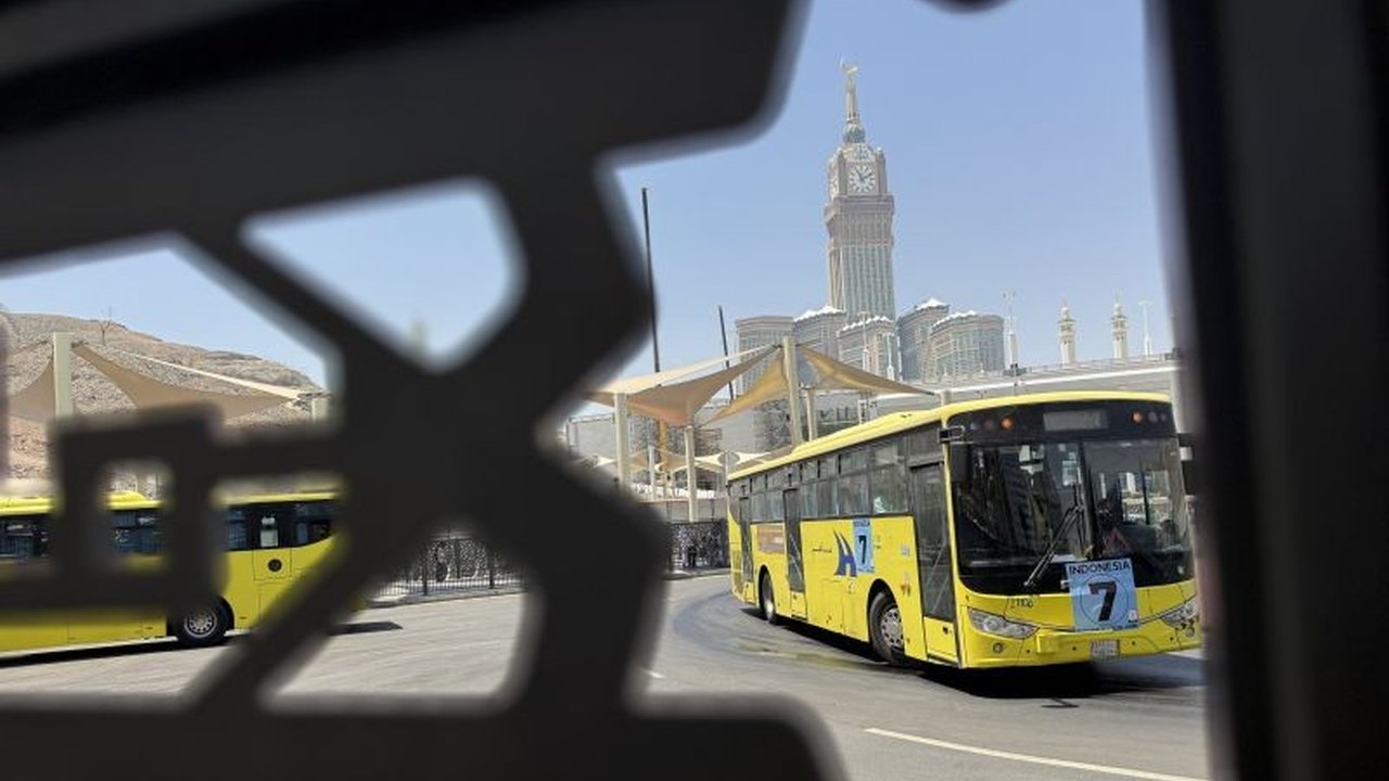 Bus Shalawat Beroperasi Penuh di Makkah, Layani Jamaah Haji Indonesia 24 Jam Gratis