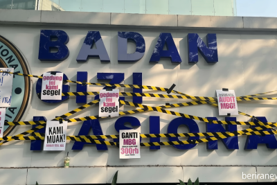 New Policy: Digeruduk Massa, Kantor BGN Disegel dalam Aksi Protes Program MBG