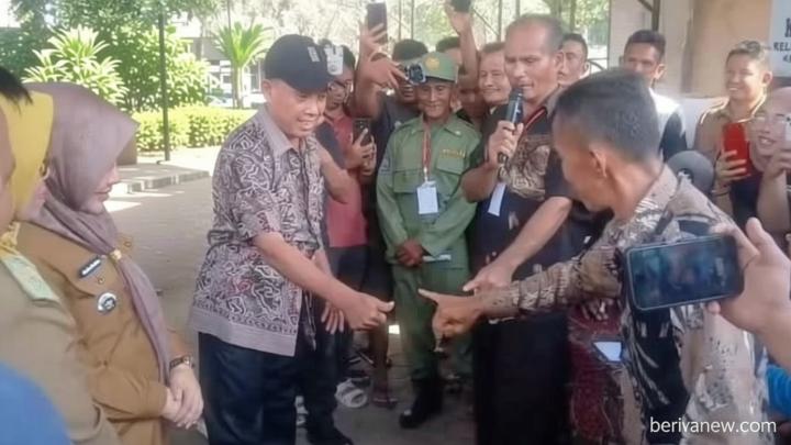 Main Agenda: Bukan Debat atau Voting Ulang, Ketua RT di Lubuklinggau Dipilih Lewat Suit