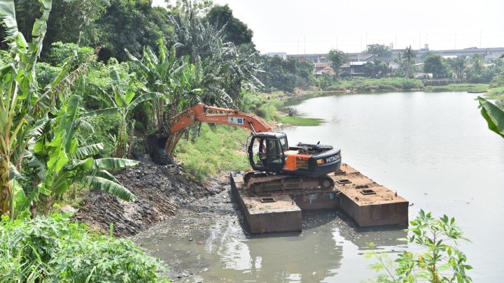 Latest Program: Mitigasi Banjir Musim Hujan, Lanud Halim Perdanakusuma Normalisasi Waduk