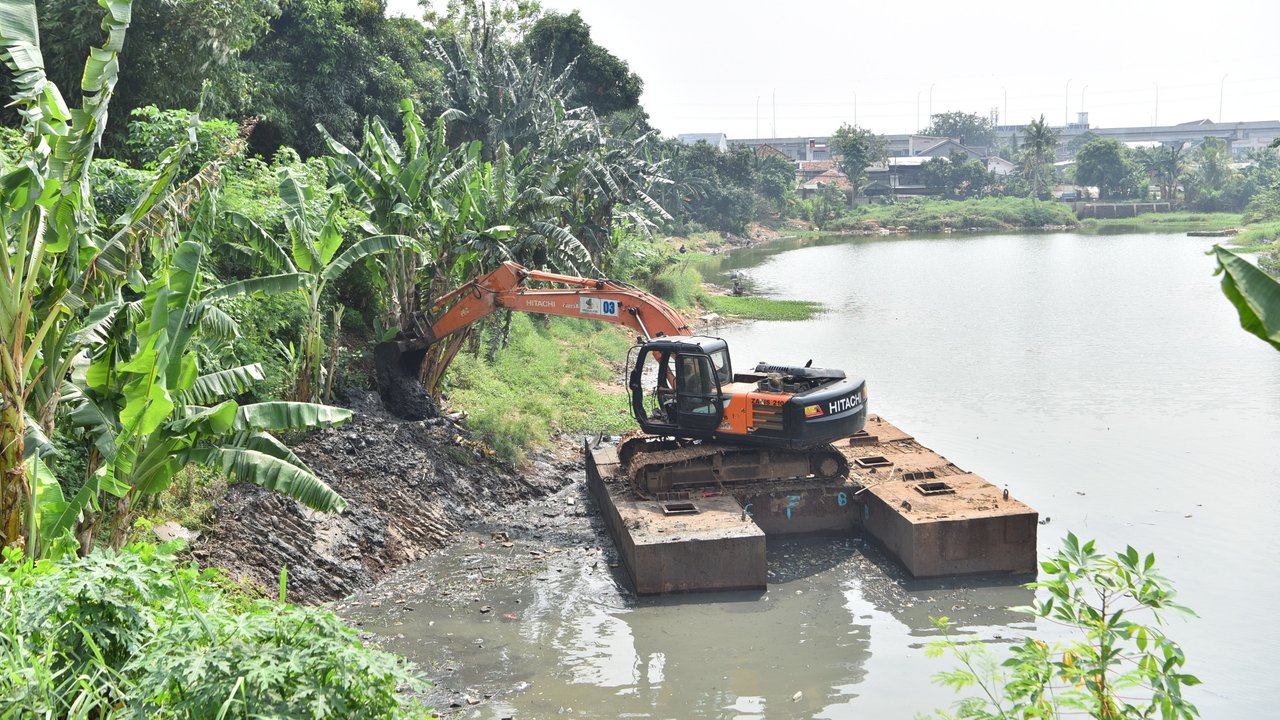 Mitigasi Banjir Musim Hujan, Lanud Halim Perdanakusuma Normalisasi Waduk